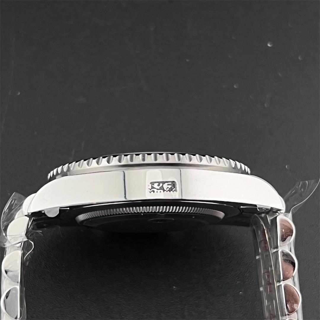 GMT-Master II 126710BLNR « Batgirl » — 904L Steel VSF 1:1 Best Edition · Black Dial · Blue/Black Bezel · Jubilee · DD3285 — thumbnail 4