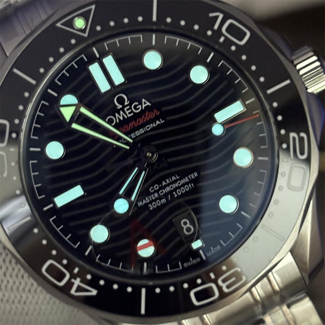 Omega Seamaster Diver 300M 210.30.42.20.01.001 — Stahl VSF V4 1:1 Best Edition · Schwarzes Wellen-Zifferblatt · Schwarze Keramik · VS8800 — thumbnail 8