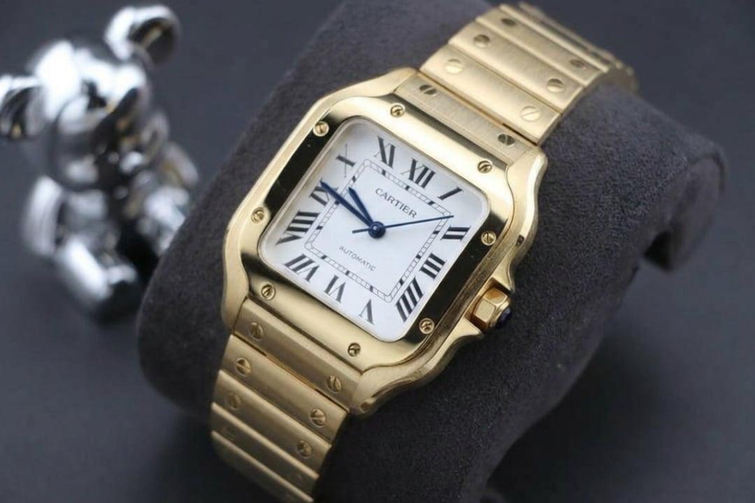 Santos de Cartier Medium 35mm — Build BVF · Plaqué Or Jaune 18k · Cadran Blanc Romain · Bracelet Or + Bracelet Cuir · Miyota 9015