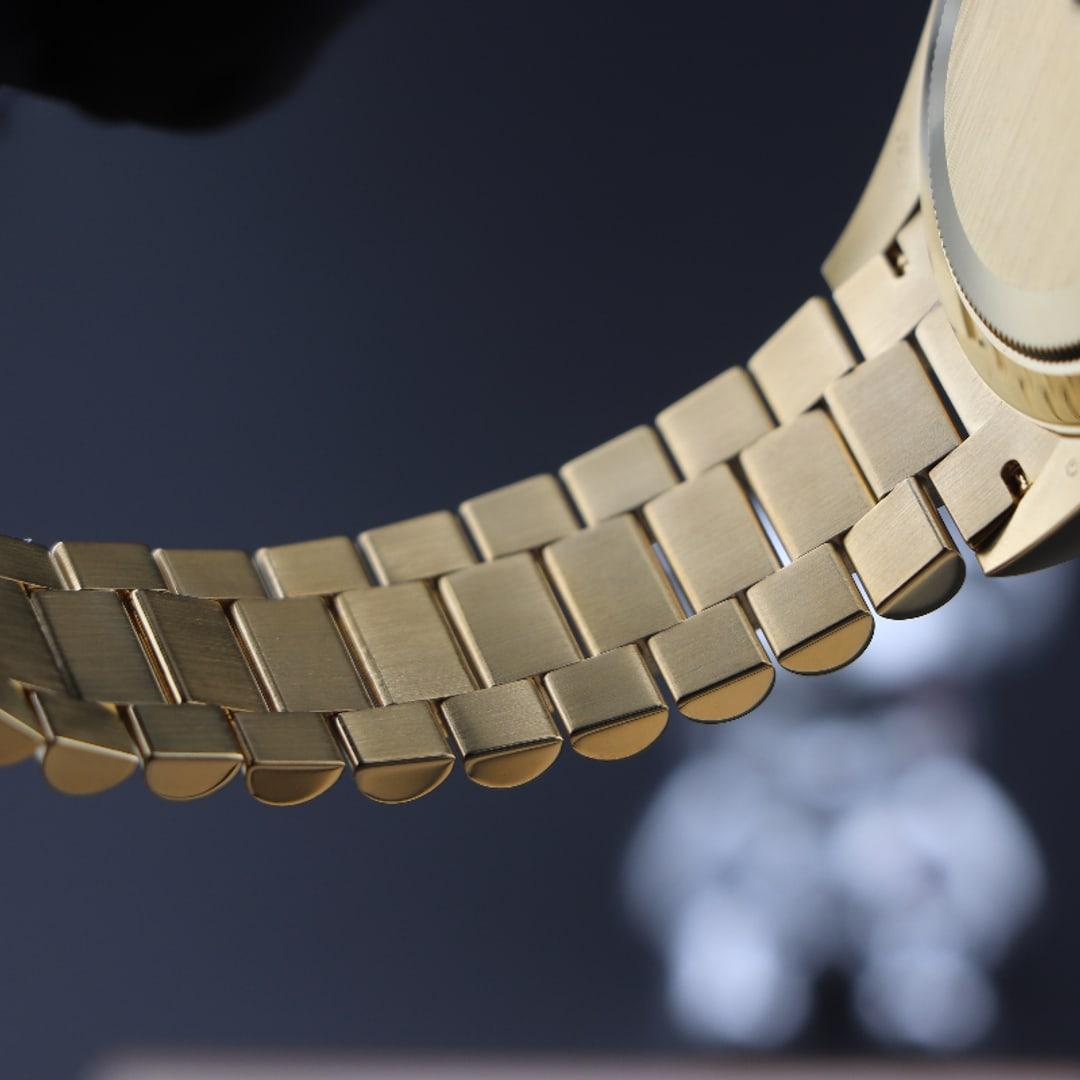 Day-Date 40 228238 — VSF Weighted YG Build V2 · Champagne Roman Dial · Solid 18k Gold CNC Fluted Bezel · President — thumbnail 8
